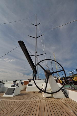 carbon mast and boom aluminum super yacht