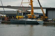 futuna70 aluminum super yacht in the water